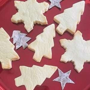 Read more about the article Dairy Free Shortbread Christmas Cookies (Gluten Free, Vegan)