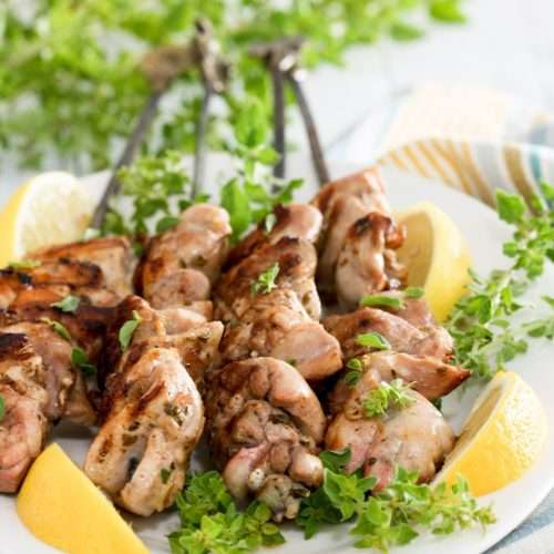 allergy friendly Greek chicken souvlakia skewers with lemon and herbs